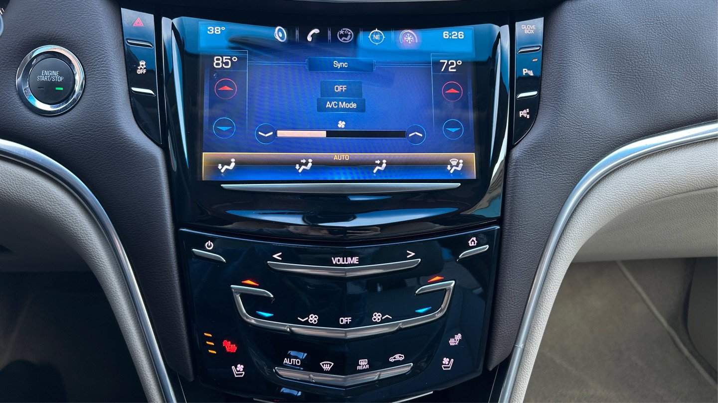 Used 2014 Cadillac XTS Luxury image 24