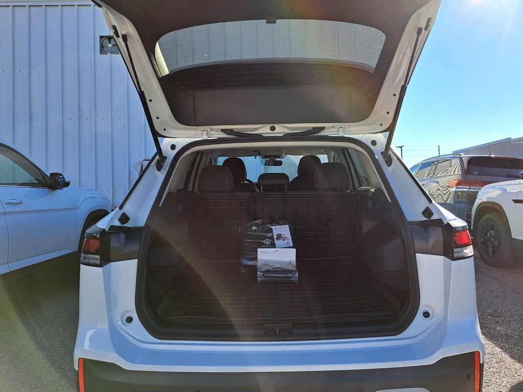 New 2026 Volkswagen Tiguan S image 27