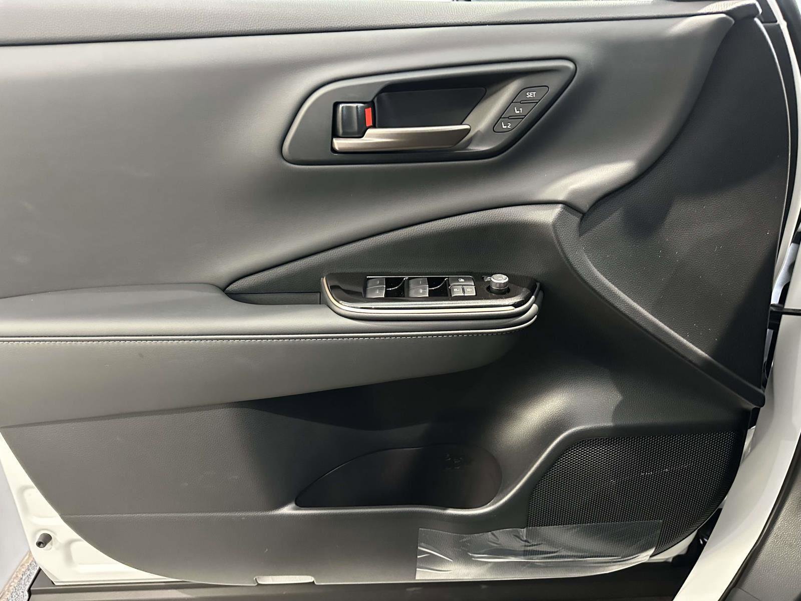 New 2025 Toyota Crown Signia AWD/4WD image 18