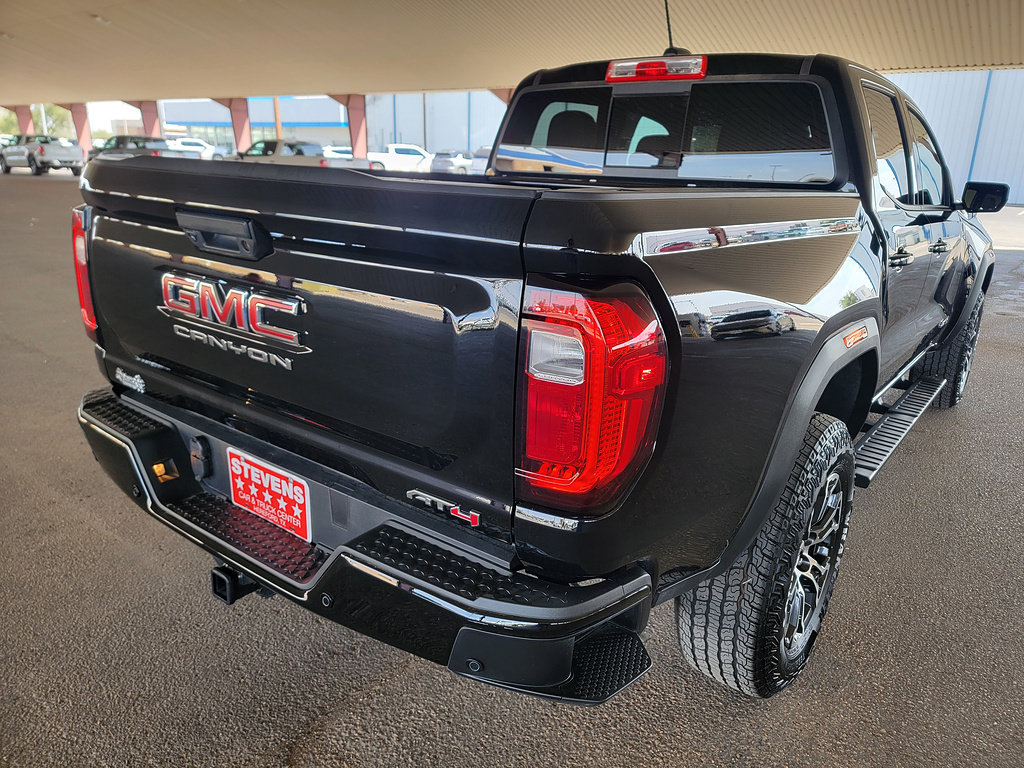 Used 2025 GMC Canyon AT4 w/ AT4 Premium Package AWD/4WD image 8