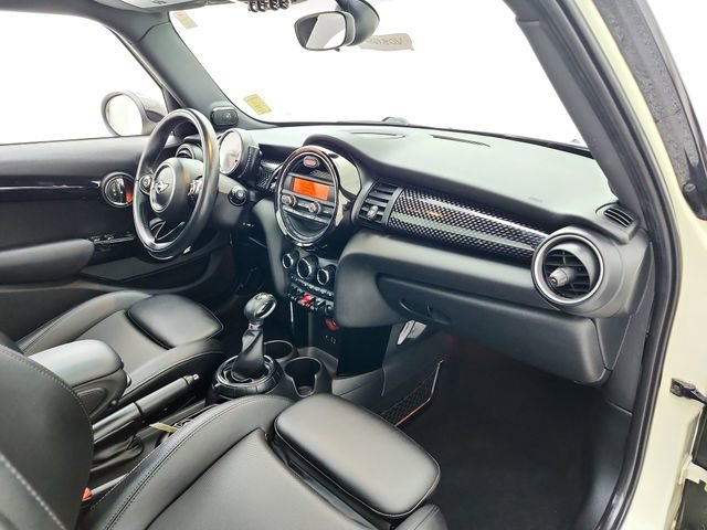 Used 2015 MINI Cooper S image 13