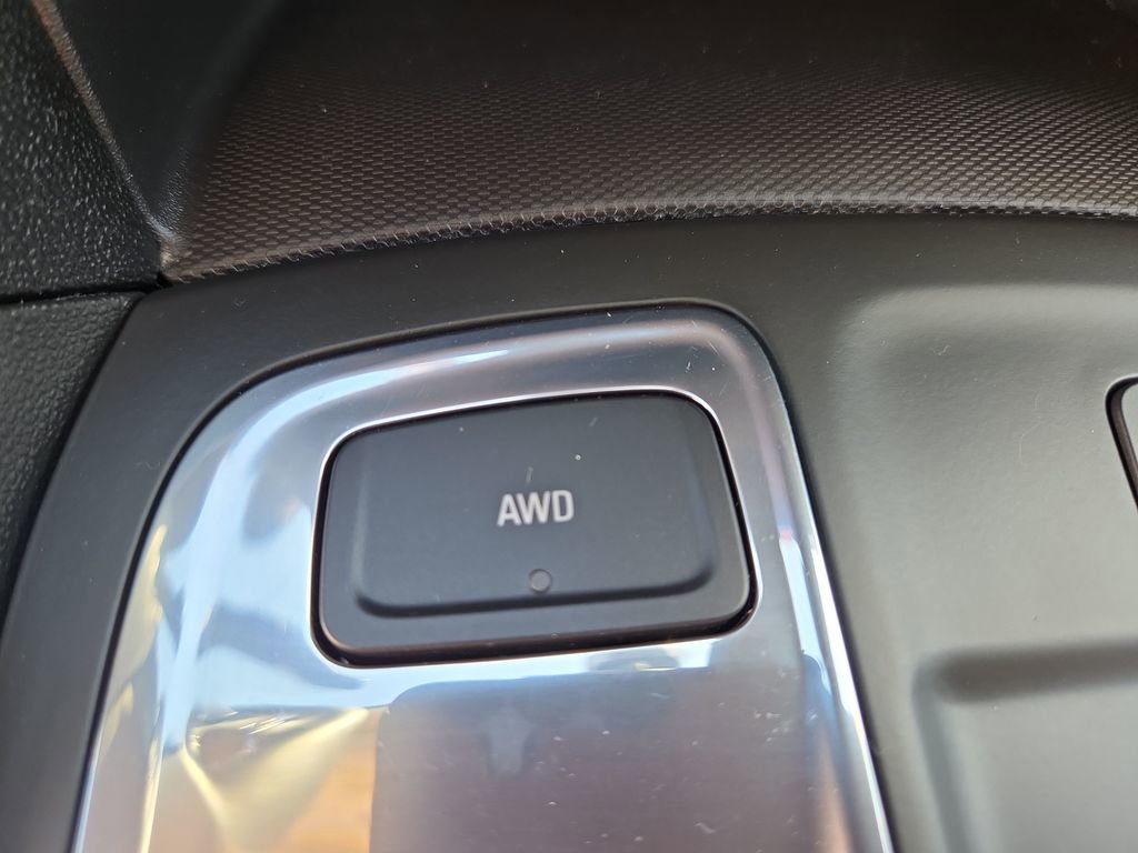 Certified 2023 Chevrolet Equinox LT AWD/4WD image 22