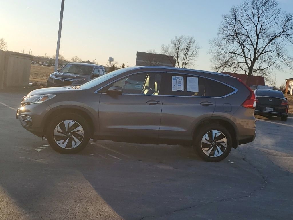 Used 2016 Honda CR-V Touring image 4