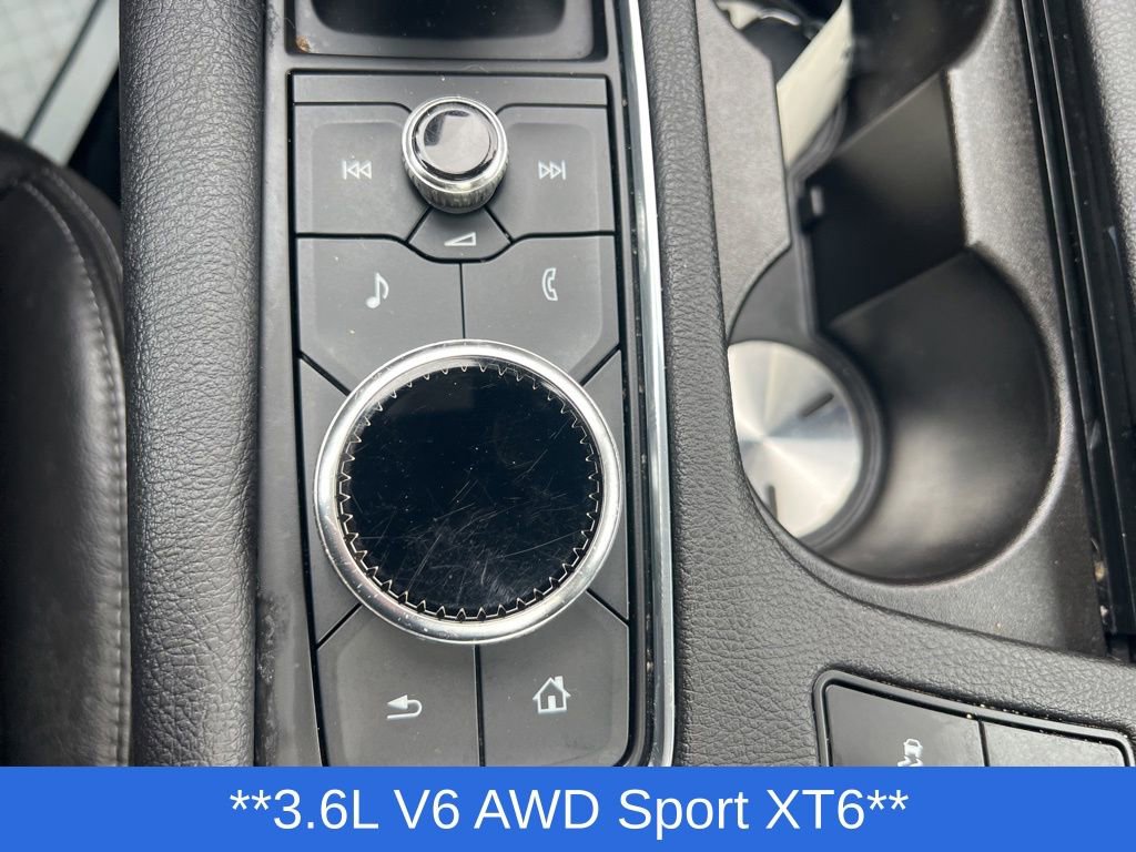 Used 2020 Cadillac XT6 Sport image 21