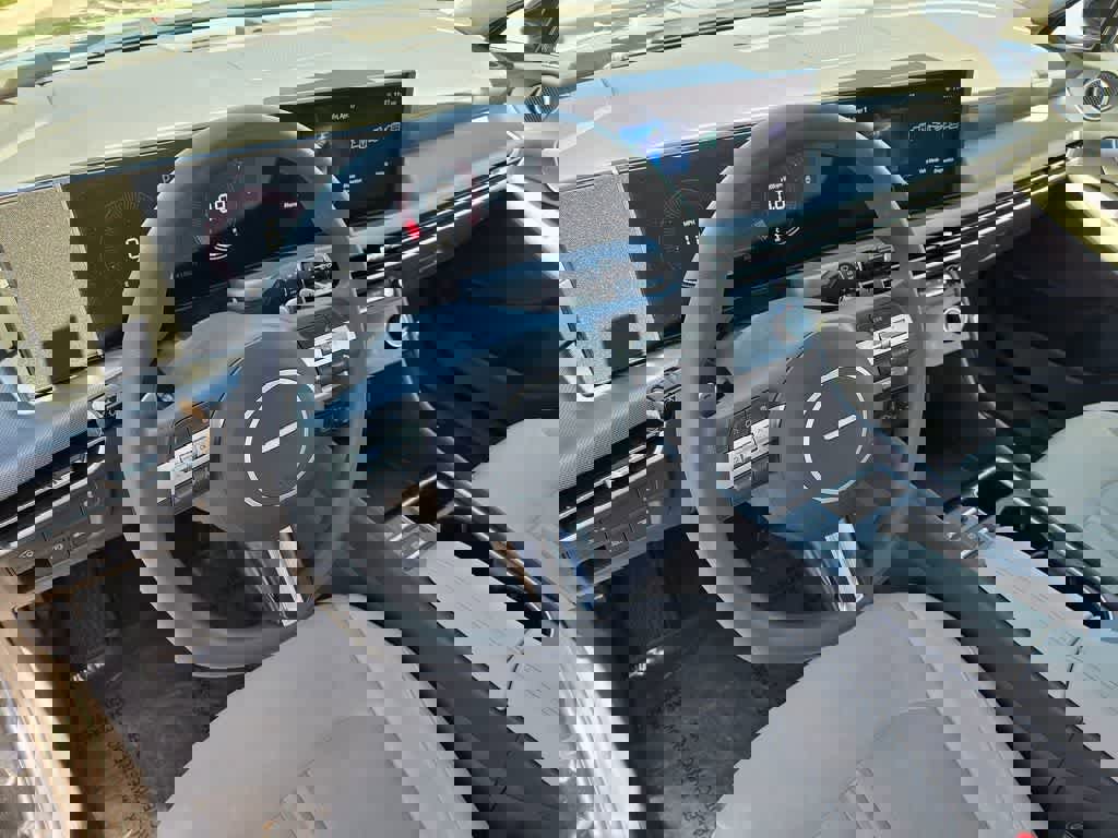 Used 2024 Hyundai Sonata SEL FWD image 10