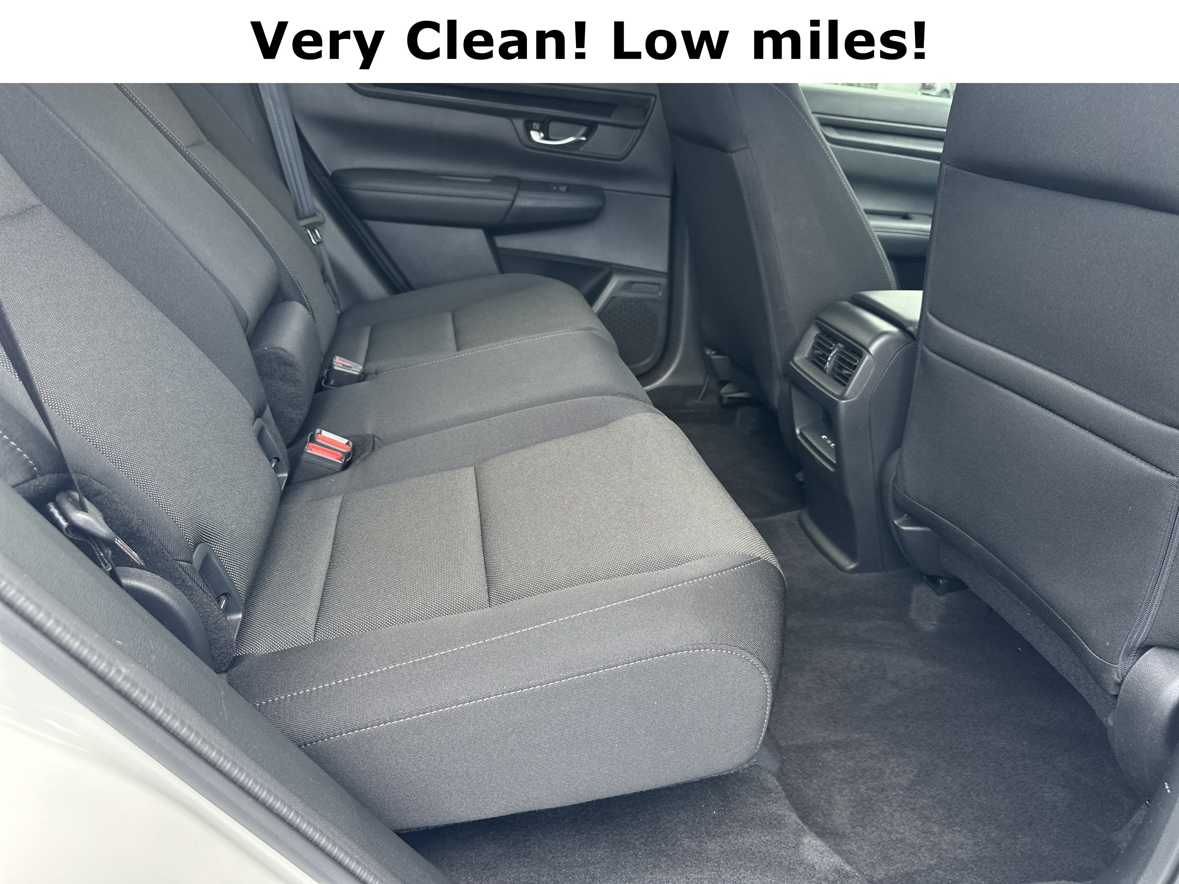 Used 2025 Honda CR-V EX image 17