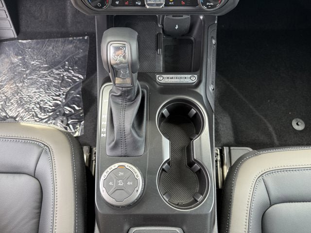 New 2026 Ford Bronco Outer Banks AWD/4WD image 15