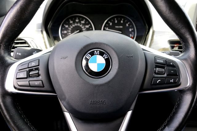 Used 2017 BMW X1 xDrive28i AWD/4WD image 12