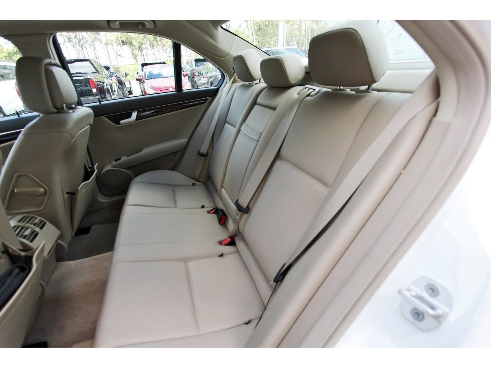 Used 2013 Mercedes-Benz C 250 Sedan image 13