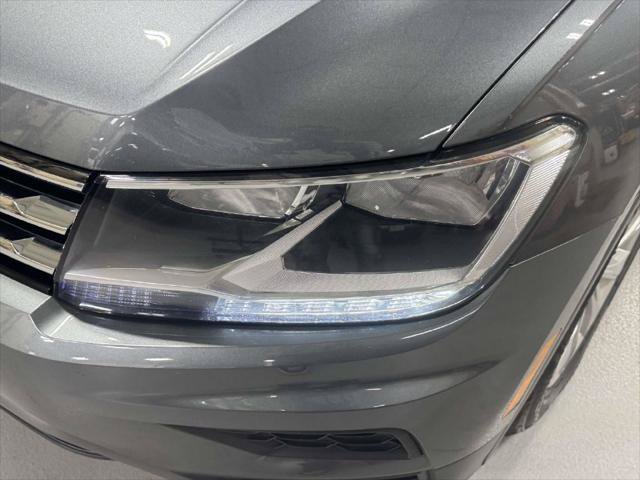Used 2019 Volkswagen Tiguan SE w/ Panoramic Sunroof Package AWD/4WD image 8