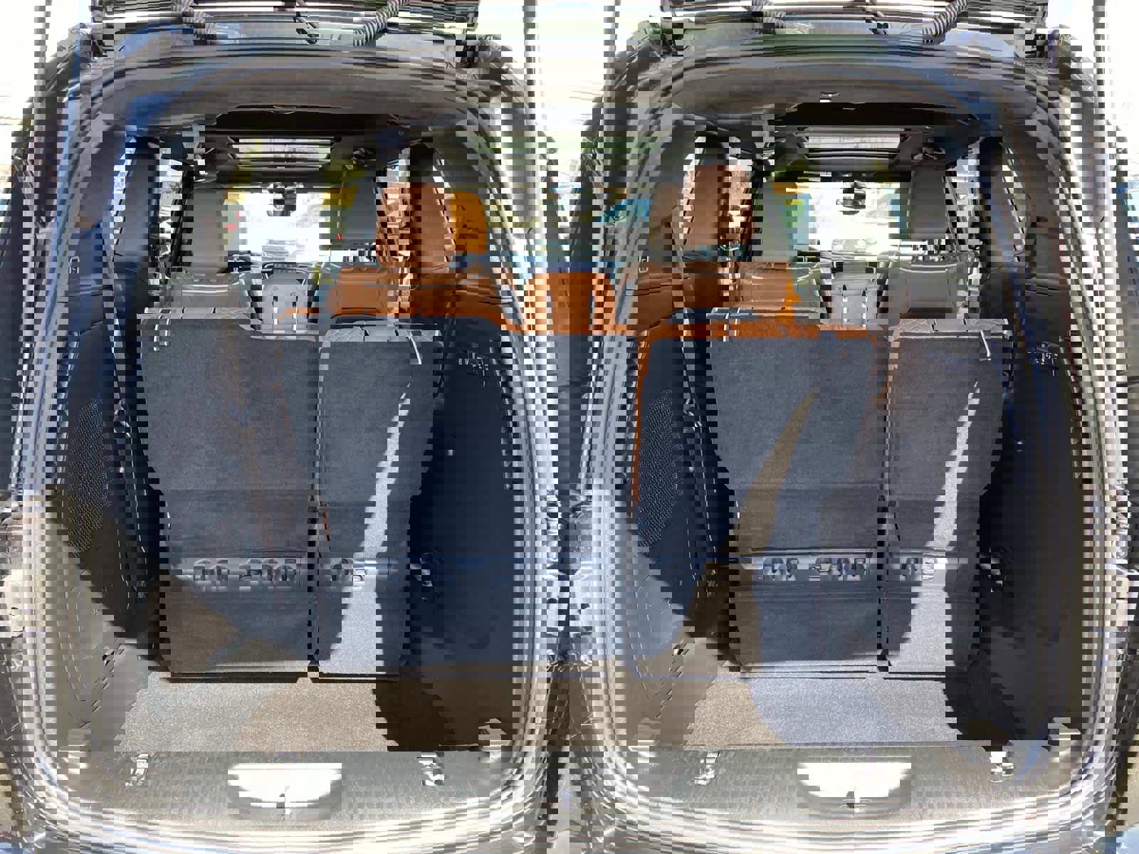 Certified 2025 Chrysler Pacifica Pinnacle image 5