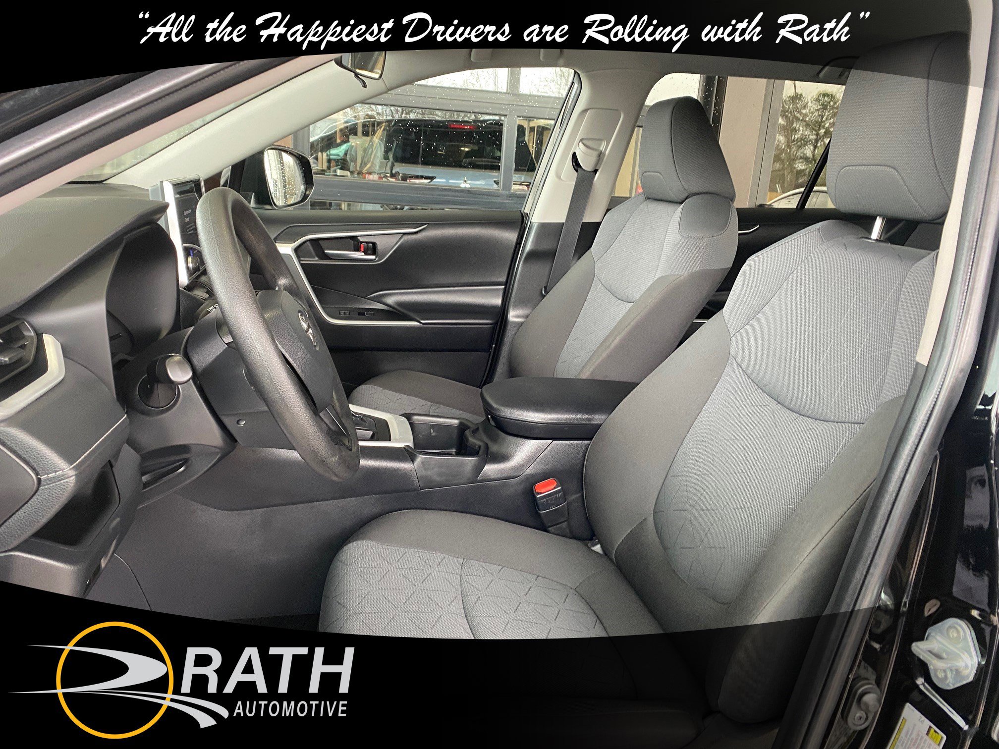 Used 2024 Toyota RAV4 XLE image 12