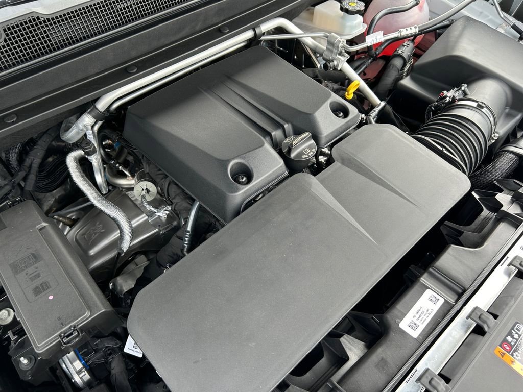 Used 2025 GMC Canyon Elevation w/ Convenience Package image 30