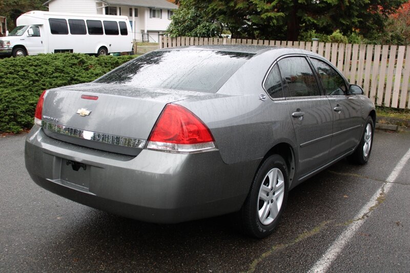 Used 2006 Chevrolet Impala LS FWD image 3