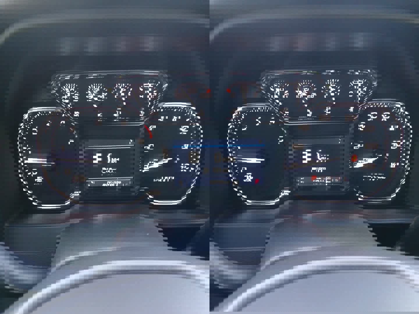 Used 2023 GMC Sierra 2500 AT4 w/ AT4 Preferred Package image 32