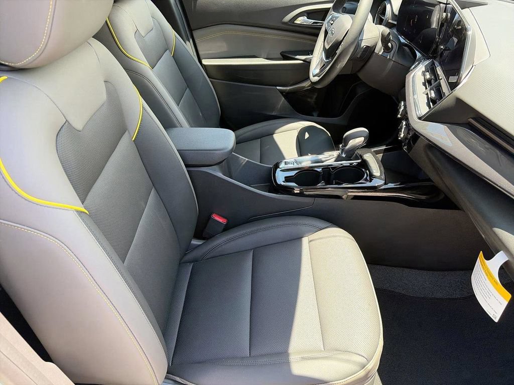 New 2026 Chevrolet Trax ACTIV w/ Driver Confidence Package FWD image 8