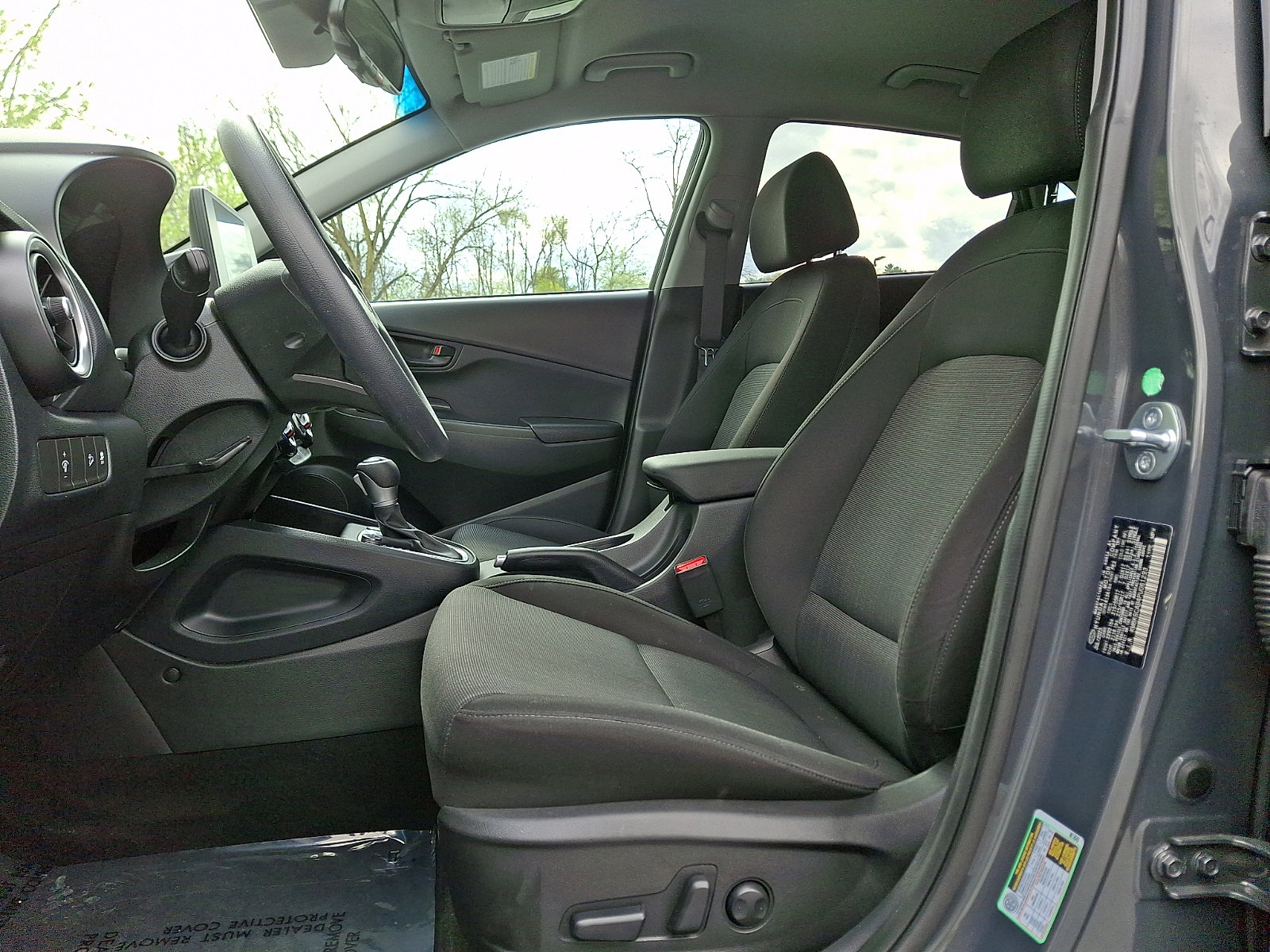 Used 2023 Hyundai Kona SEL w/ Cargo Package image 13