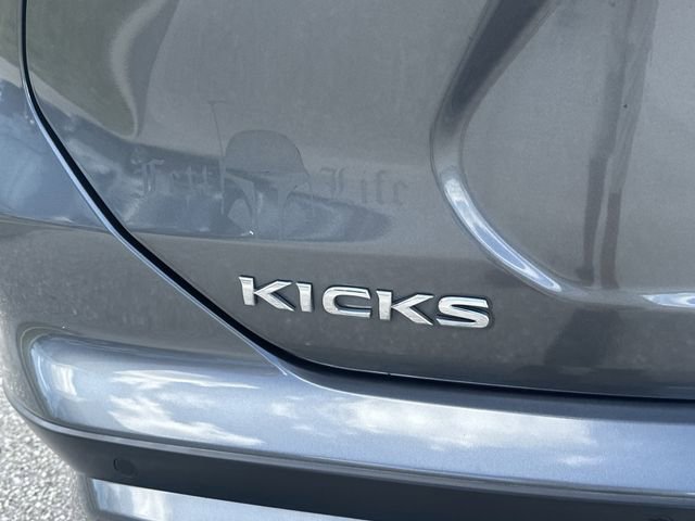 Used 2021 Nissan Kicks S FWD image 9