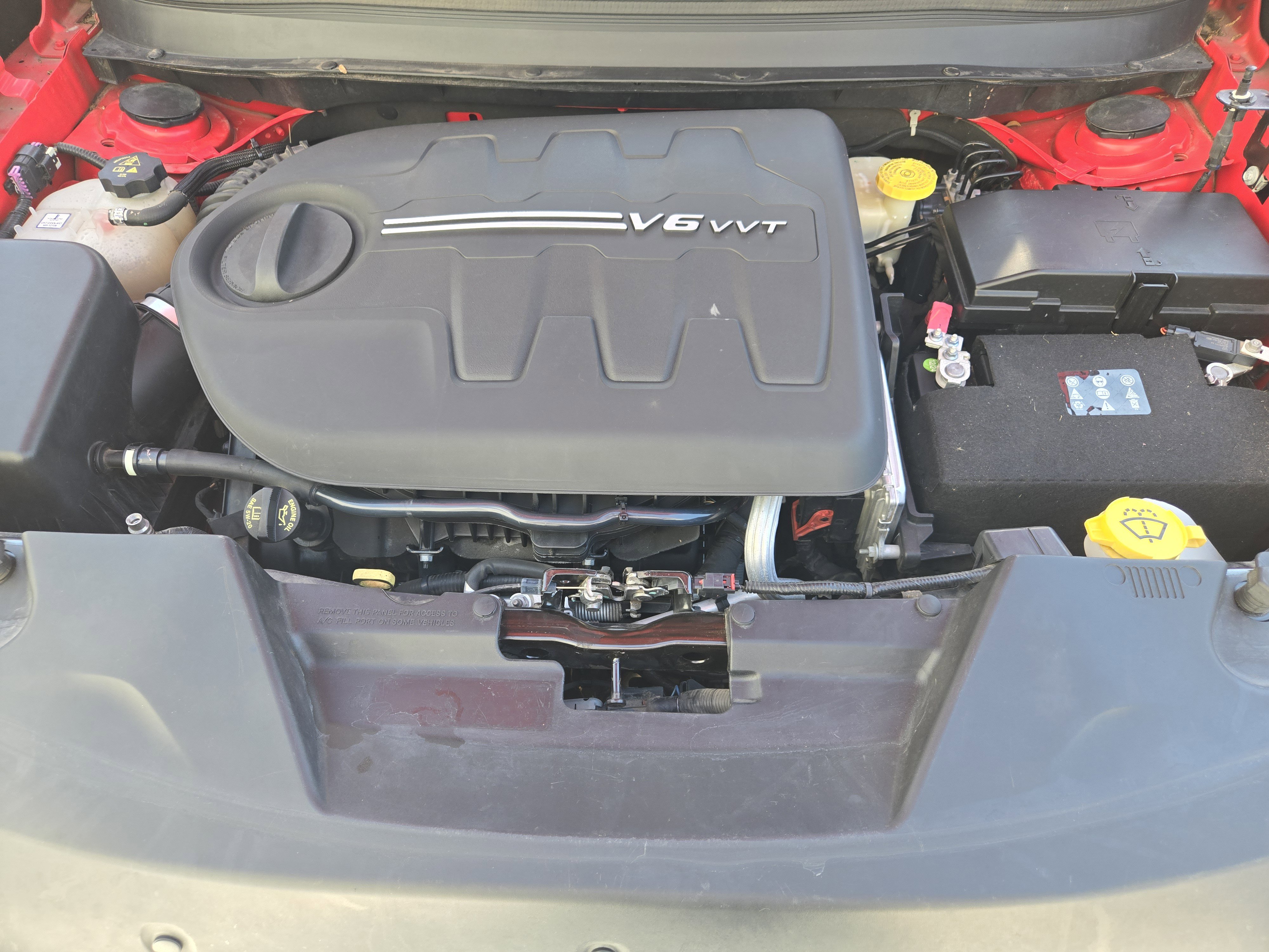 Used 2017 Jeep Cherokee Trailhawk AWD/4WD image 31