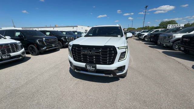 New 2026 GMC Yukon XL Denali Ultimate AWD/4WD image 3