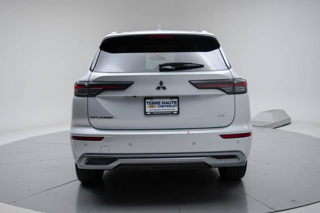 Used 2025 Mitsubishi Outlander SEL image 5
