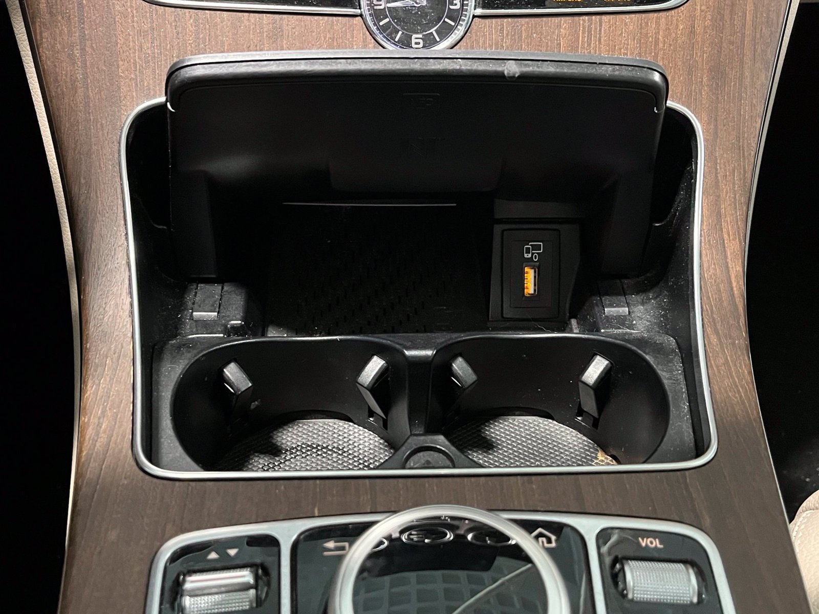 Used 2020 Mercedes-Benz C 300 4MATIC Sedan image 24