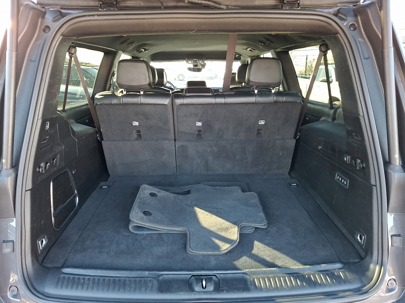 Used 2023 Jeep Wagoneer L Series II image 29