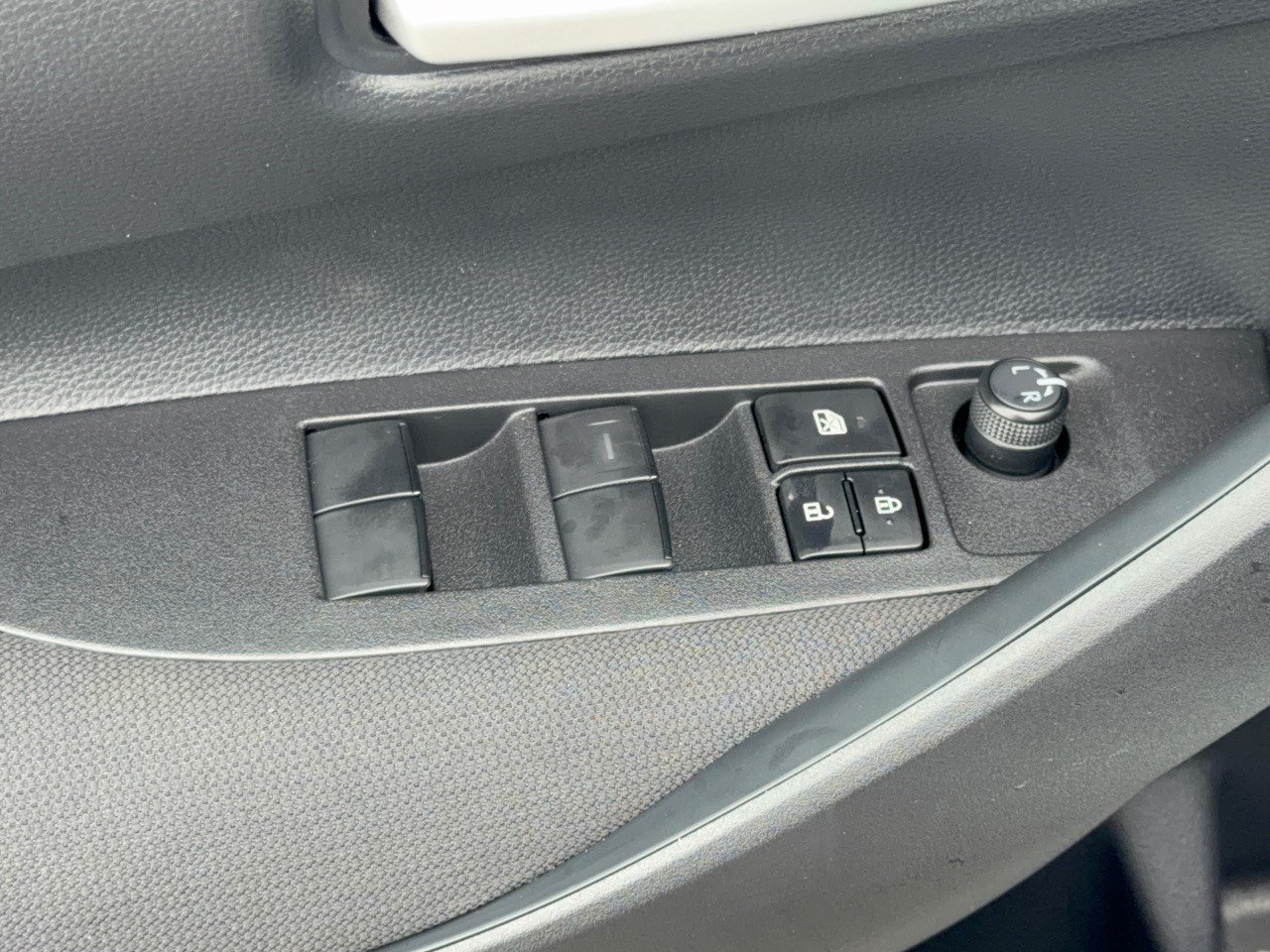 New 2027 Toyota Corolla SE FWD image 16