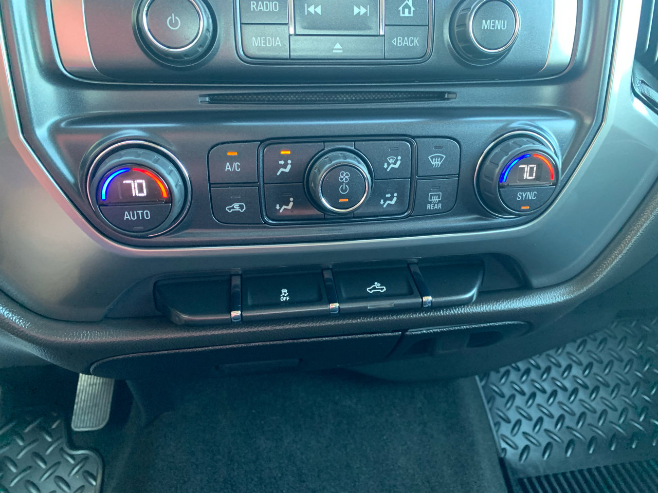 Used 2014 Chevrolet Silverado 1500 LT w/ LT Convenience Package image 27