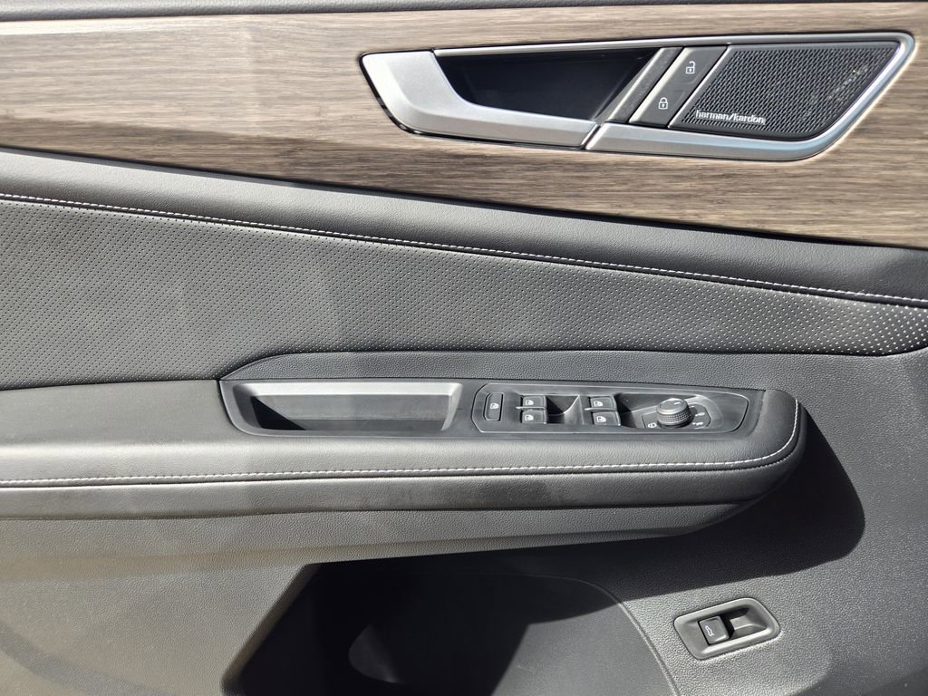 New 2026 Volkswagen Atlas SEL Premium R-Line image 18