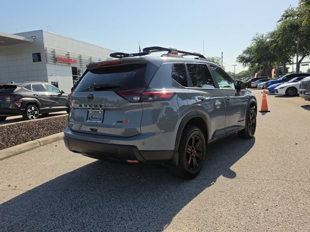 Certified 2025 Nissan Rogue SV AWD/4WD image 8