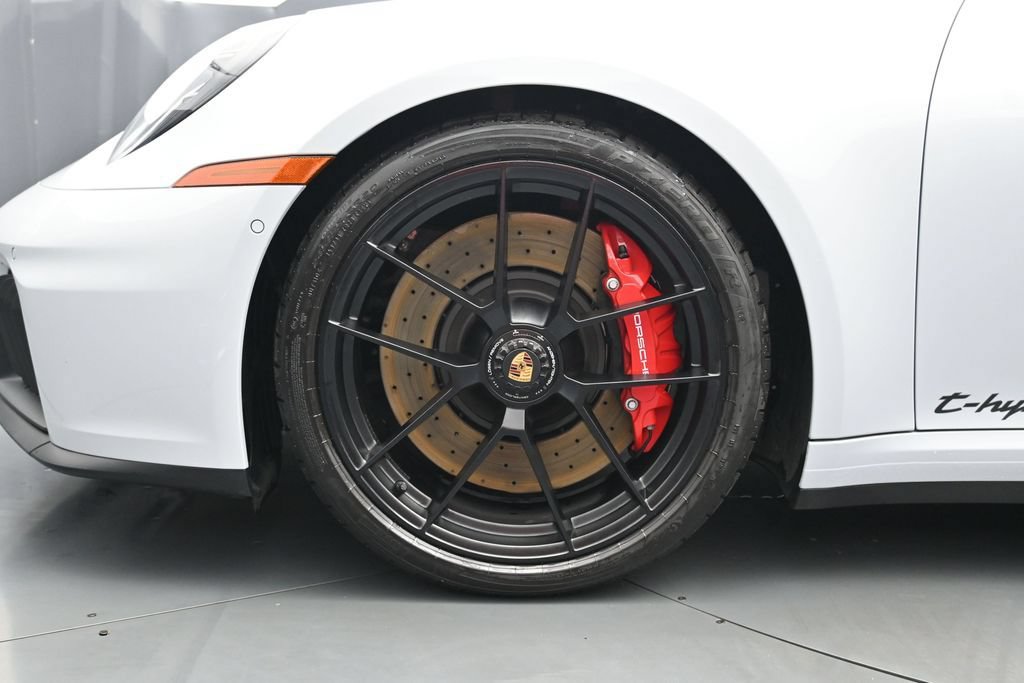 Used 2026 Porsche 911 Carrera GTS RWD image 7