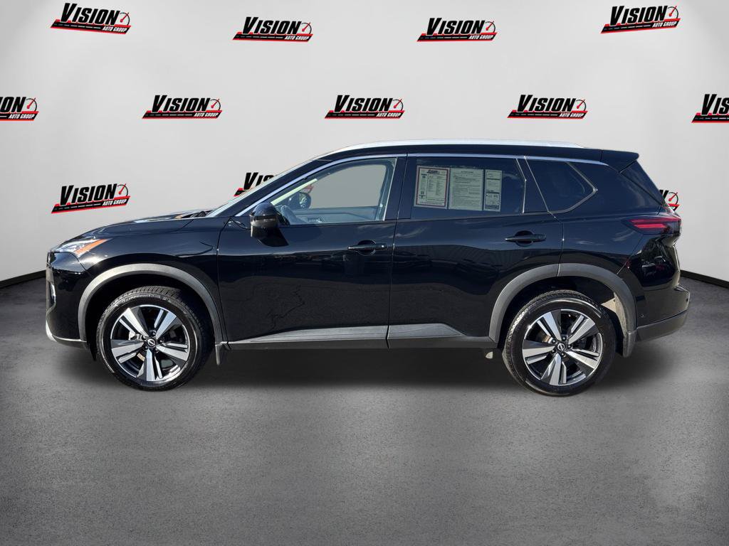 Used 2024 Nissan Rogue SL AWD/4WD image 10