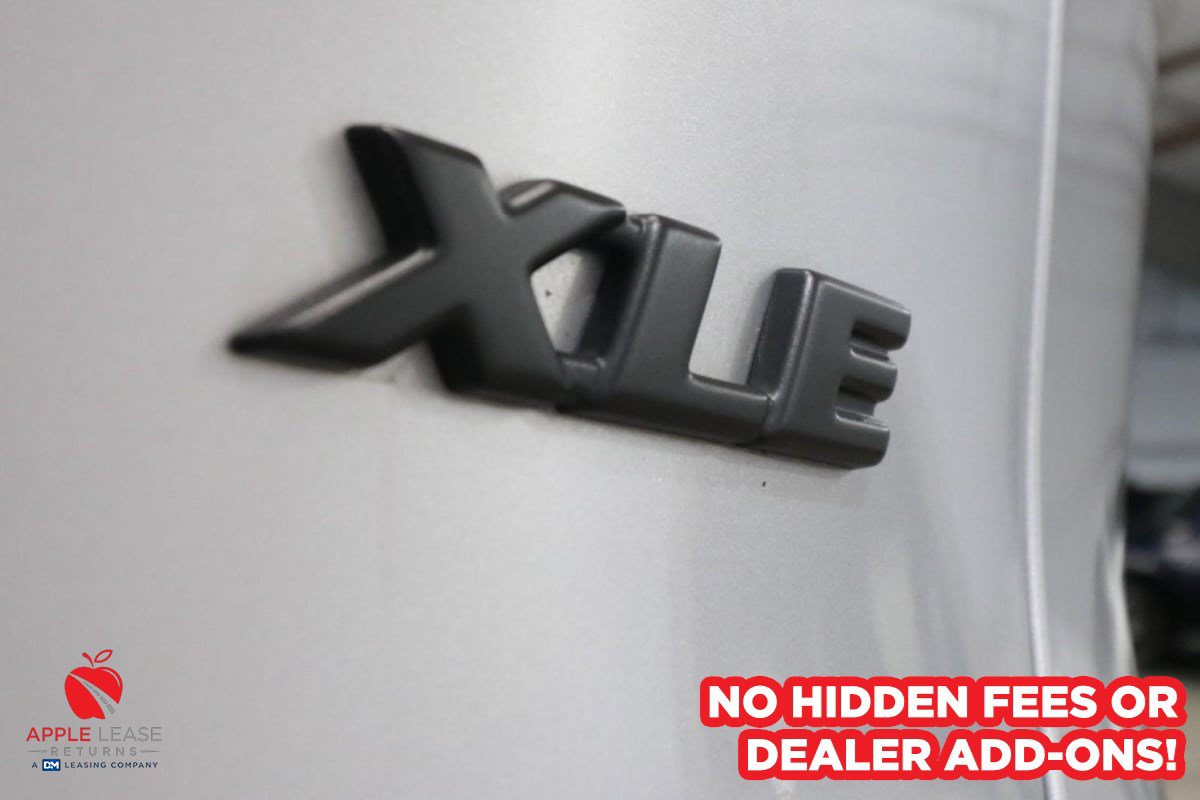 Used 2025 Toyota RAV4 XLE Premium FWD image 38