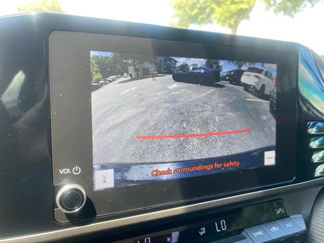 Used 2025 Toyota Camry SE FWD image 20