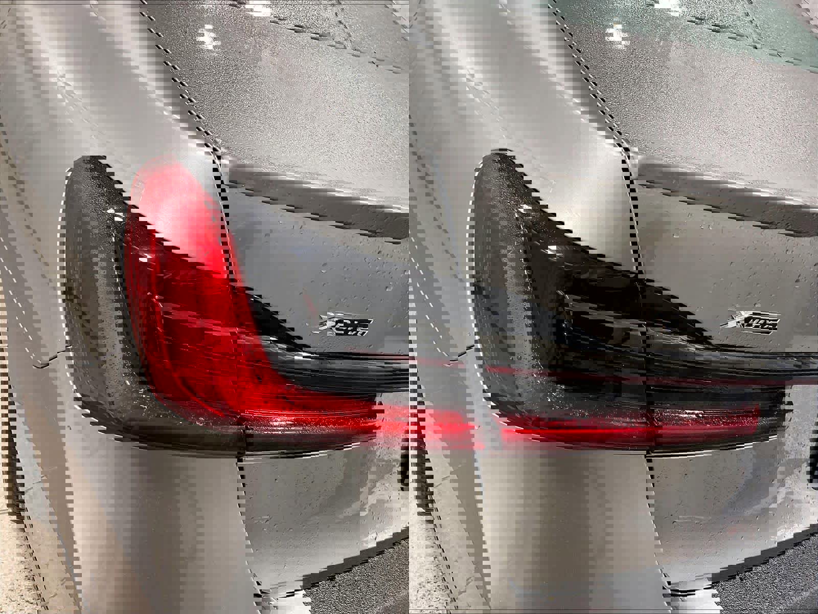 Used 2022 BMW 750i xDrive w/ Autobahn Package image 34