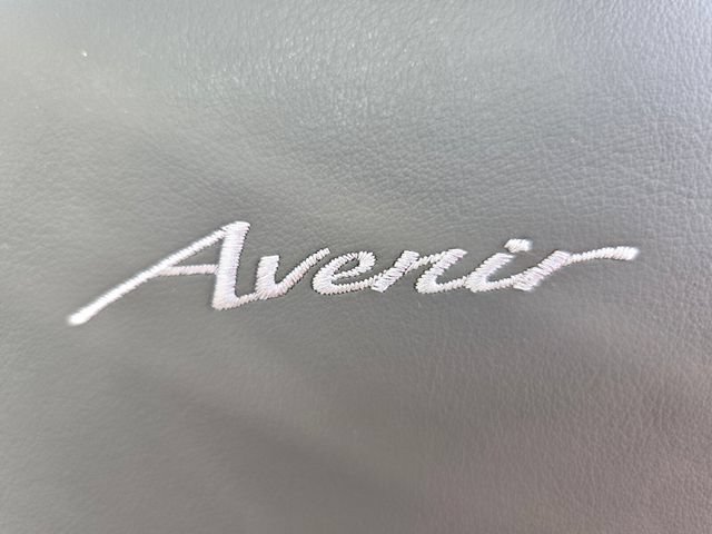 Used 2023 Buick Envision Avenir AWD/4WD image 19