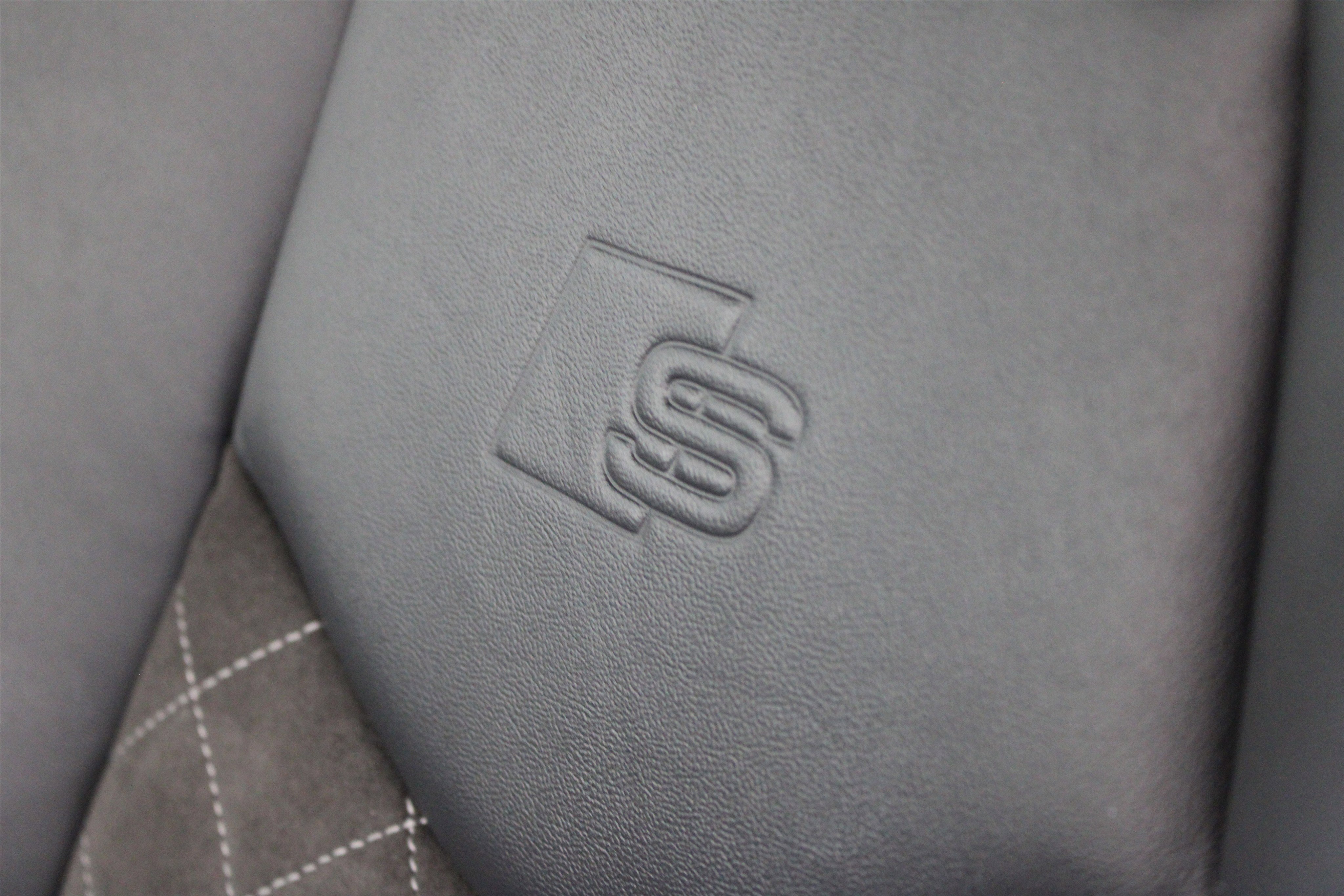 Used 2018 Audi TT 2.0T w/ Technology Package image 5