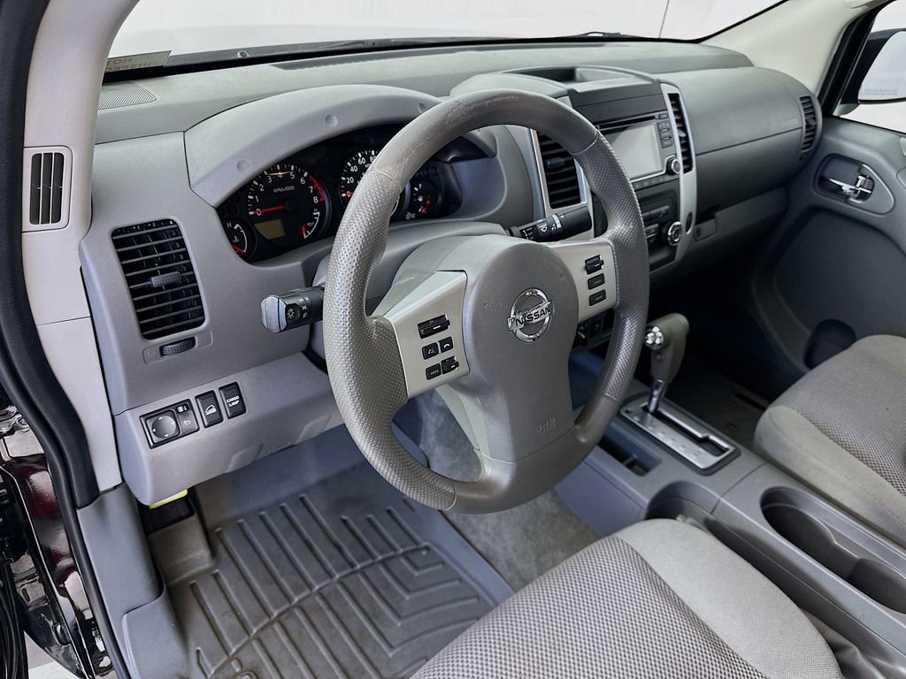 Used 2017 Nissan Frontier SV AWD/4WD image 27