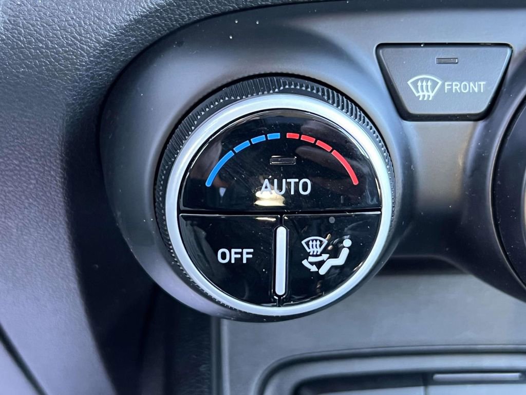 Certified 2024 Hyundai Venue Limited image 37