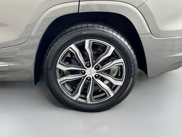 Used 2018 GMC Terrain Denali w/ Advanced Safety Package AWD/4WD image 38