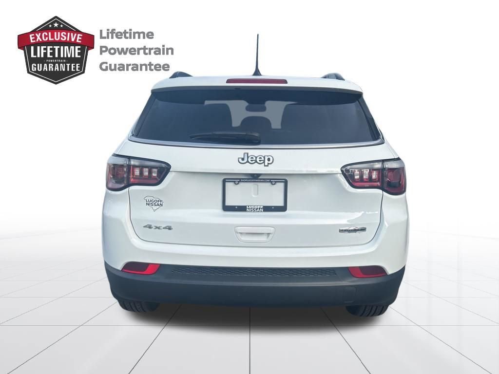 Used 2022 Jeep Compass Latitude w/ Sun and Sound Group image 4