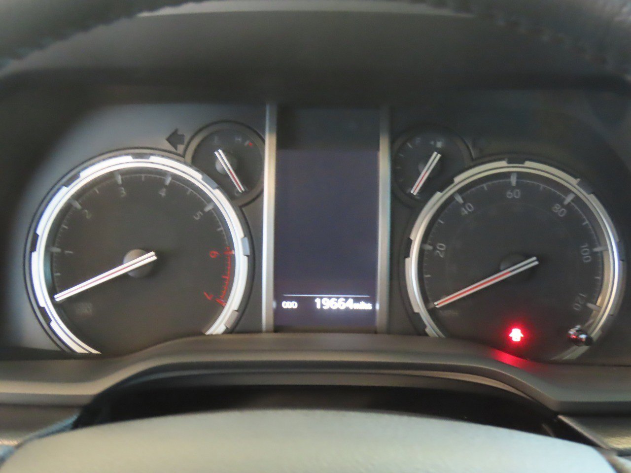 Used 2024 Toyota 4Runner TRD Off-Road Premium w/ Off Road Premium Plus Package AWD/4WD image 22