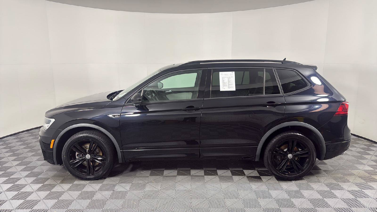 Used 2019 Volkswagen Tiguan S FWD image 6