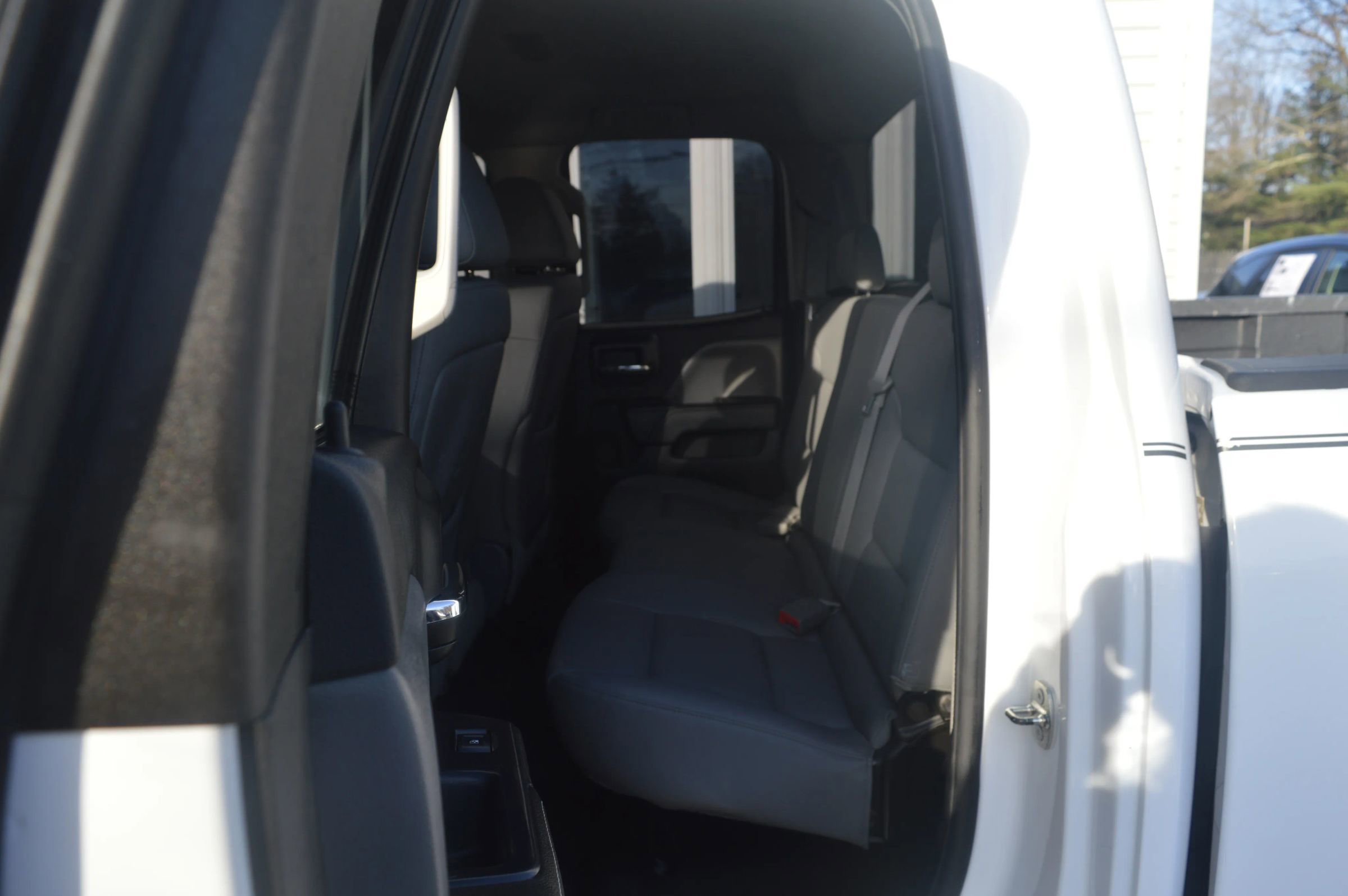 Used 2015 Chevrolet Silverado 1500 W/T w/ Trailering Package RWD image 13