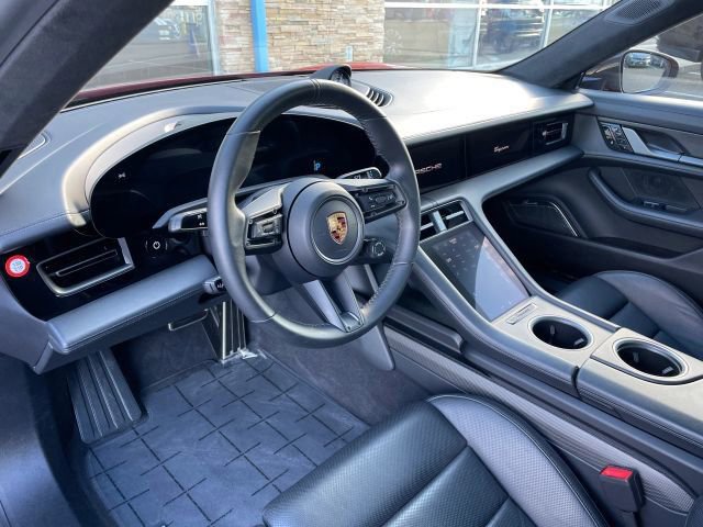 Used 2020 Porsche Taycan Turbo S image 2