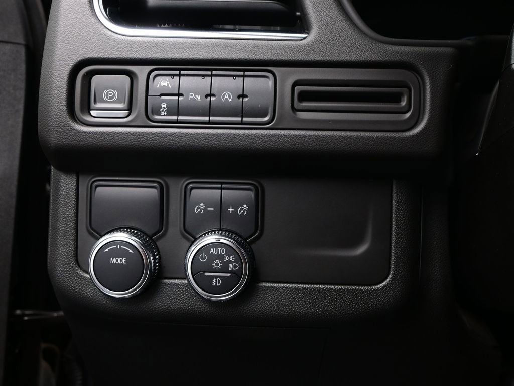 Used 2023 GMC Yukon XL SLE RWD image 15