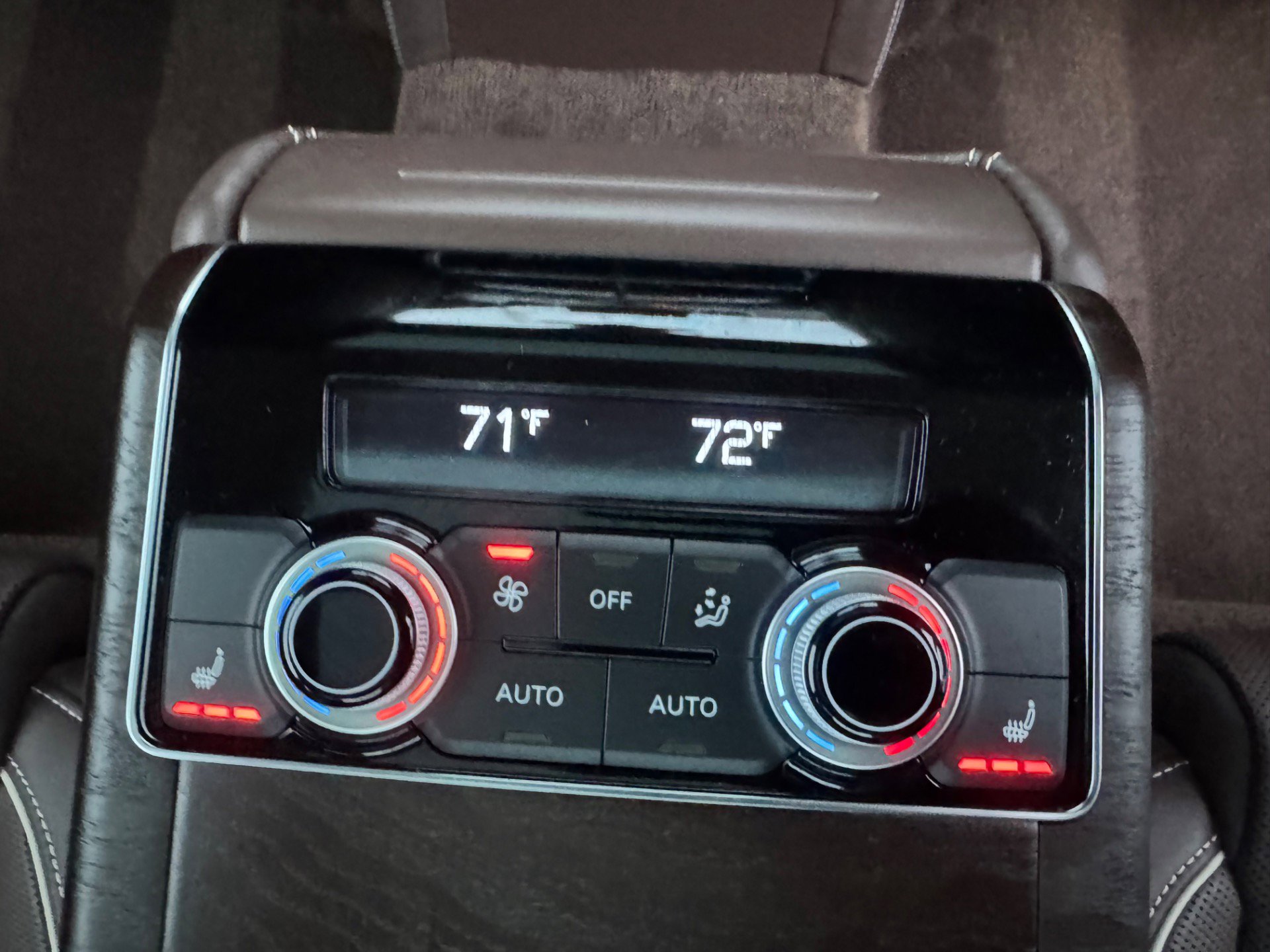 Used 2017 Audi A8 L 4.0T image 17