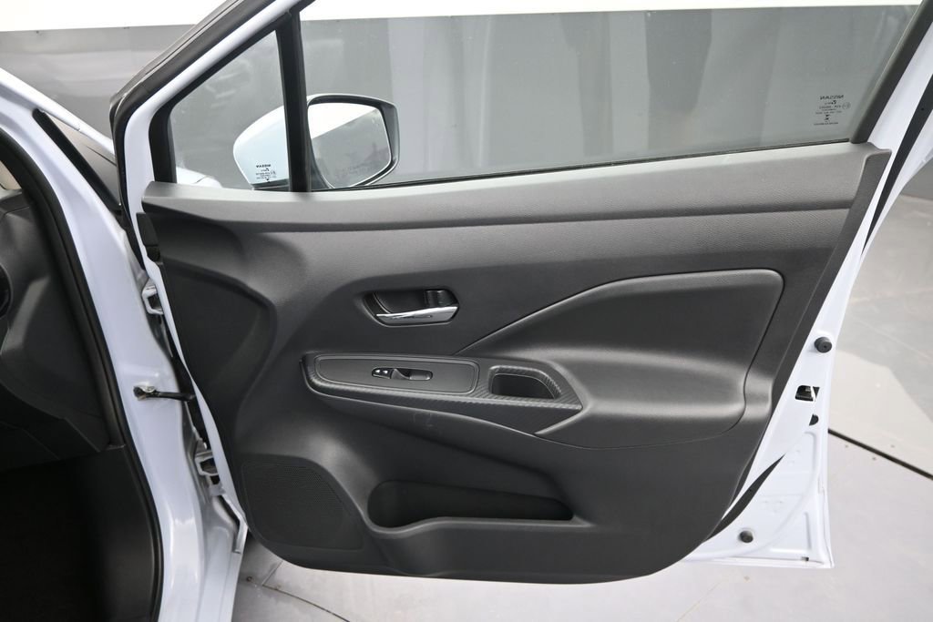 Used 2024 Nissan Versa SV FWD image 34