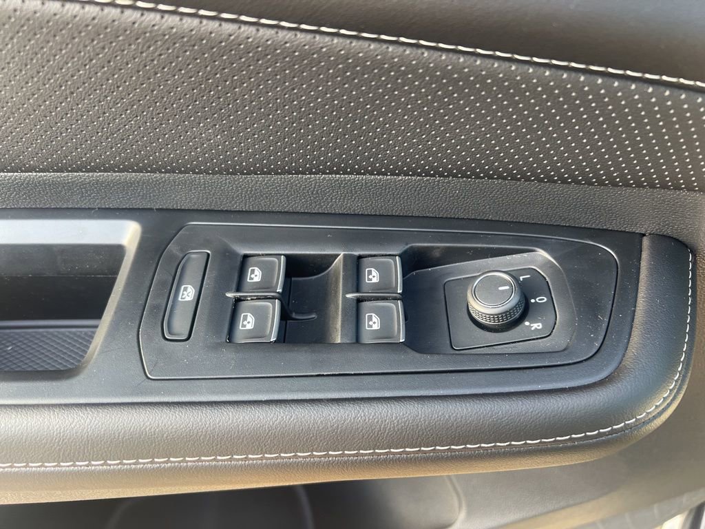 New 2026 Volkswagen Atlas SE image 17